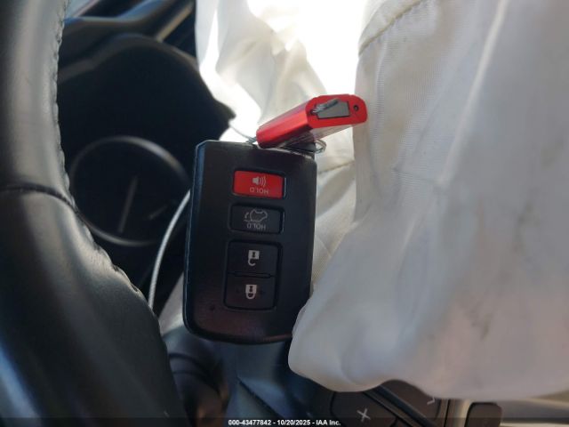 Toyota Highlander Xle Image 8