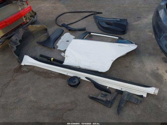 Toyota Camry Se Image 17