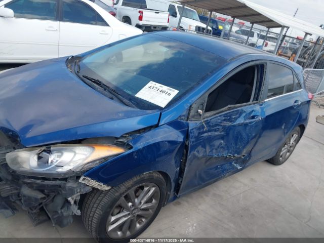 Hyundai ELANTRA Image 14