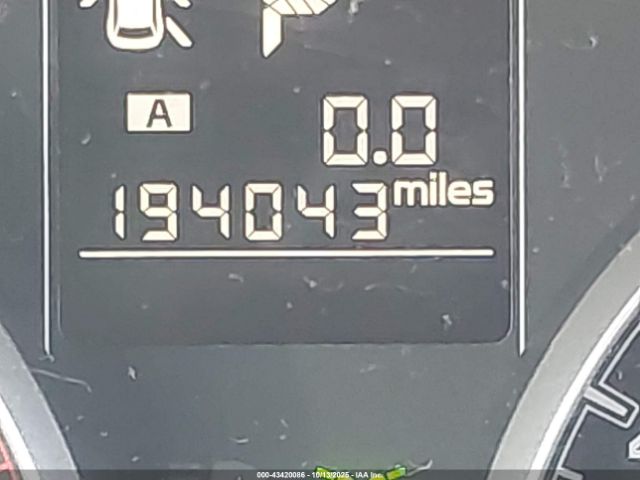 Subaru Outback 2.5i Premium Image 13