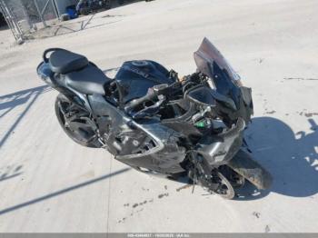  Salvage Suzuki Gsx1300