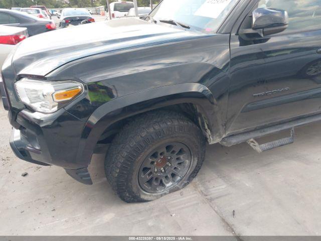 Toyota Tacoma Sr5 V6 Image 9