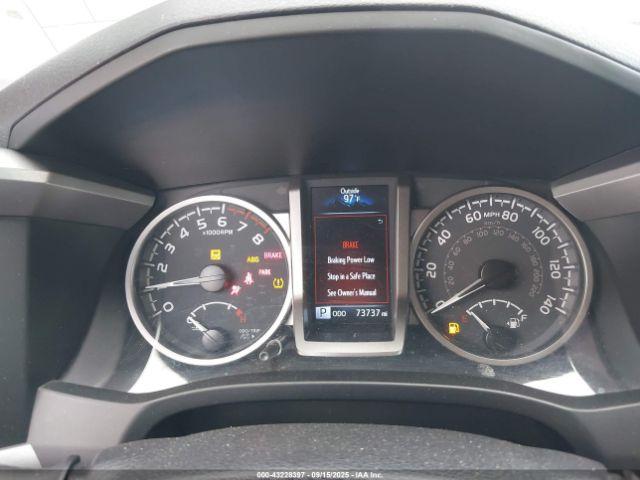 Toyota Tacoma Sr5 V6 Image 15