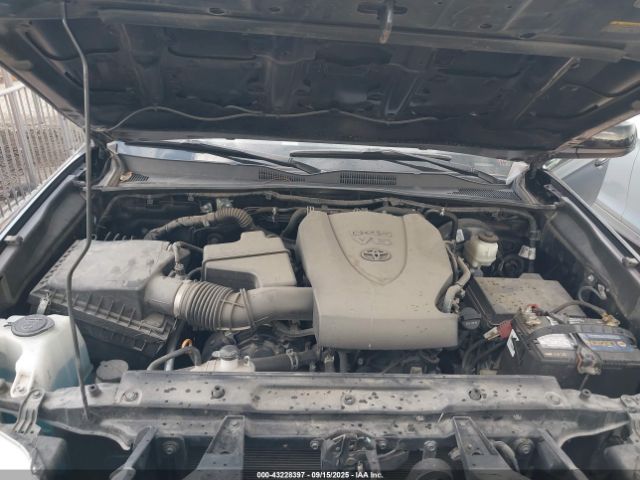 Toyota Tacoma Sr5 V6 Image 8