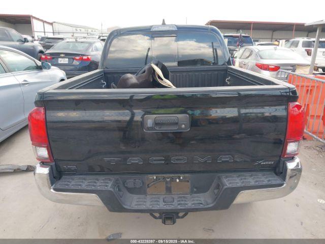 Toyota Tacoma Sr5 V6 Image 14