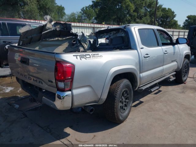 Toyota Tacoma Sr5 V6 Image 4