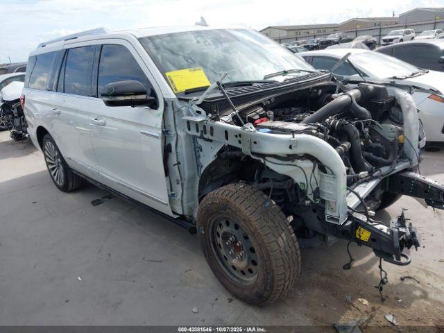  Salvage Lincoln Navigator