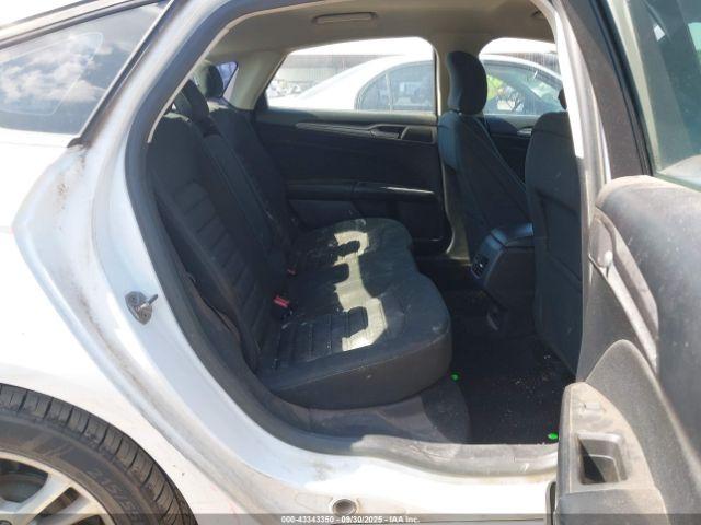 Ford Fusion Se Image 13