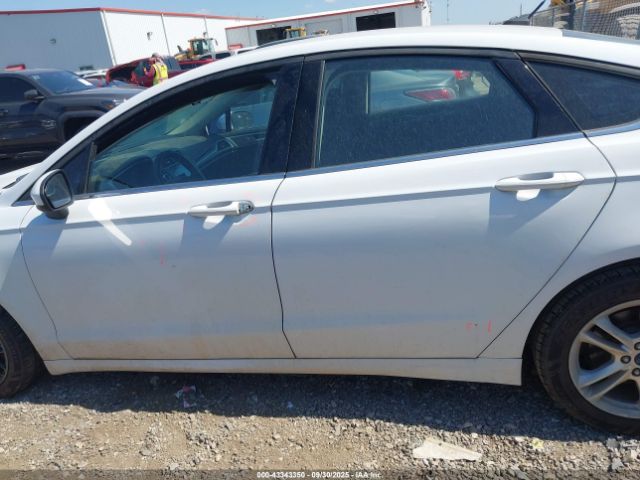 Ford Fusion Se Image 14