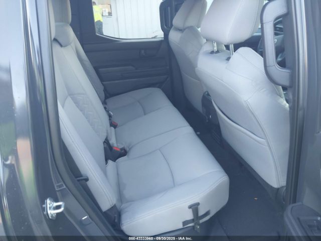 Toyota Tacoma Sr5 2wd Image 15