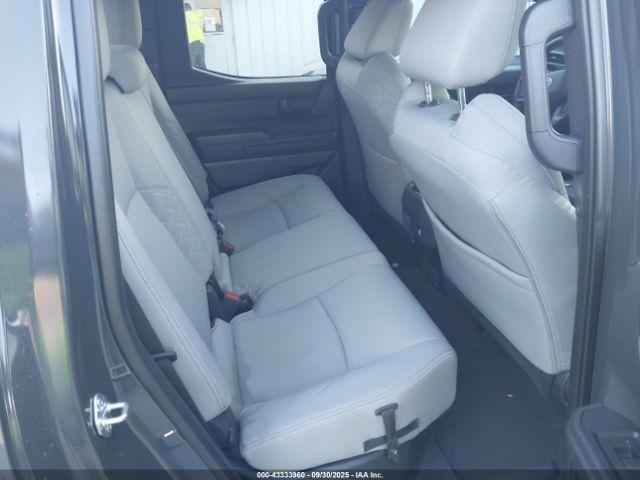 Toyota Tacoma Sr5 2wd Image 15