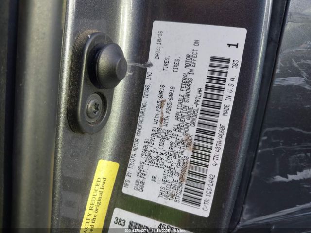 Toyota Tacoma Limited Image 11