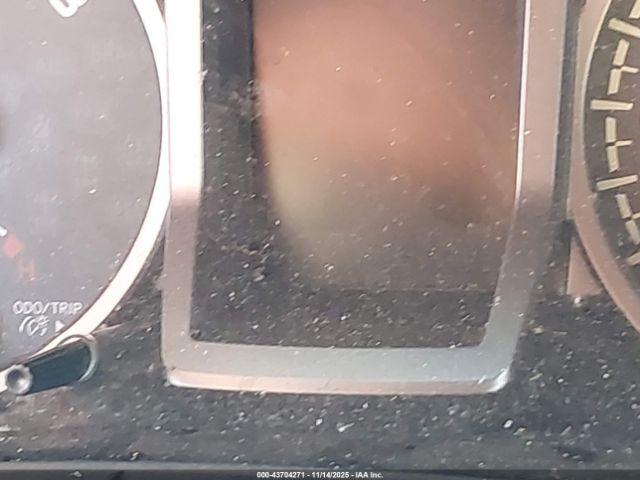 Toyota Tacoma Limited Image 13