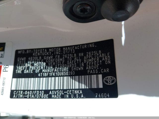 Toyota Camry Le Image 2