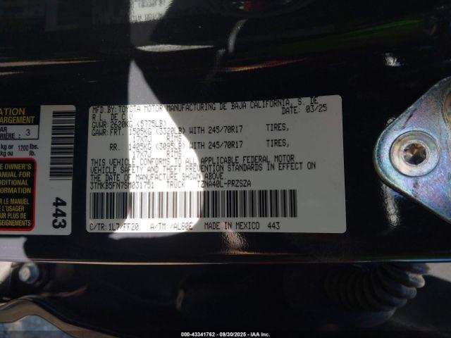 Toyota Tacoma Sr5 2wd Image 8