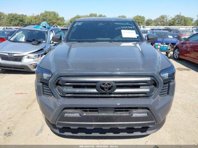 Toyota Tacoma Sr5 2wd Image 13