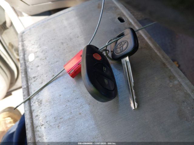 Toyota Tacoma Image 16