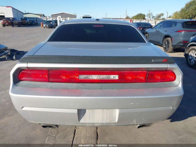 Dodge Challenger Srt8 Image 15
