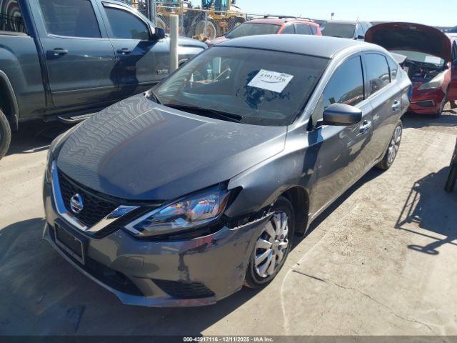 Nissan Sentra S Image 4