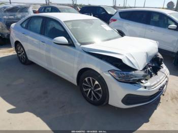  Salvage Volkswagen Jetta