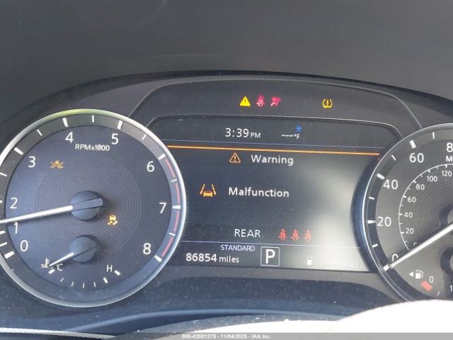 INFINITI Qx Luxe Image 4