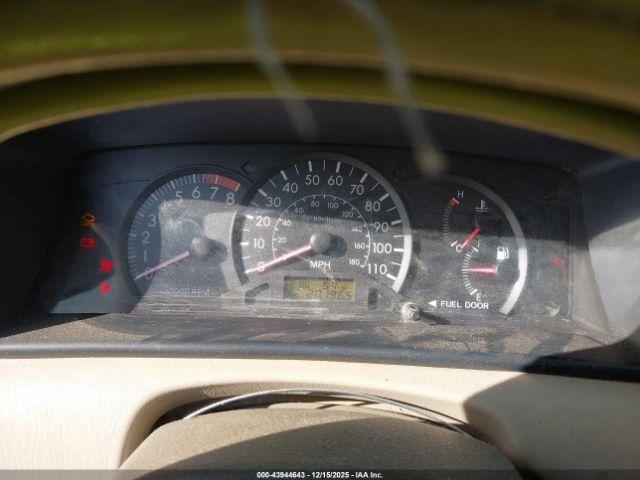 Toyota Corolla Ce Image 9