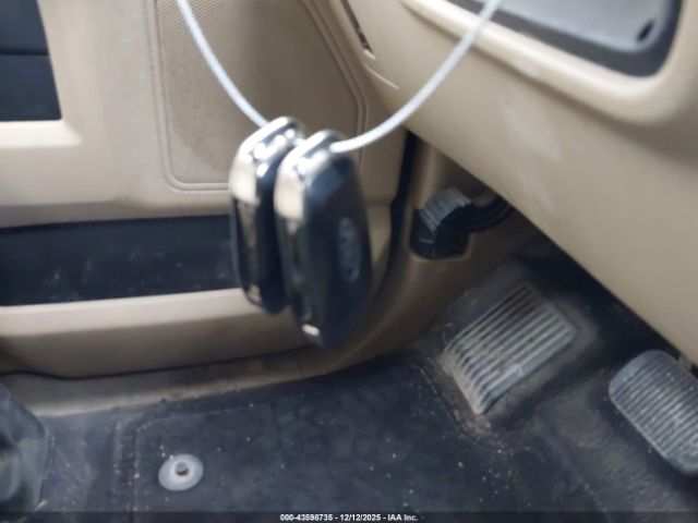 Ford F-150 Xlt Image 10