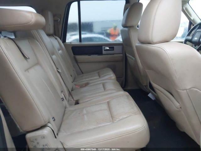 Ford Expedition Xlt Image 15