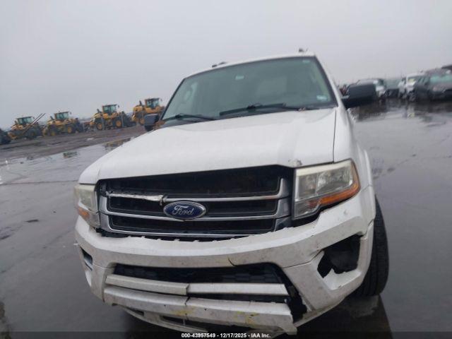 Ford Expedition Xlt Image 10