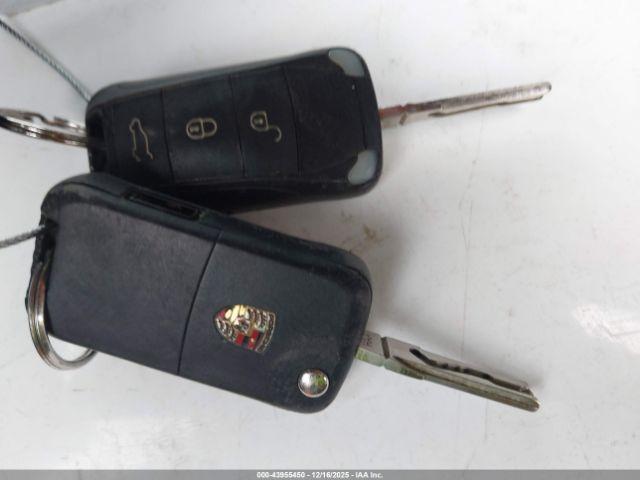 Porsche Cayenne S Image 9