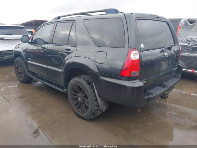 Toyota 4Runner Limited V6 Image 3