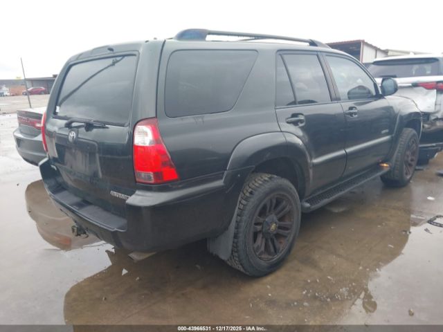 Toyota 4Runner Limited V6 Image 4