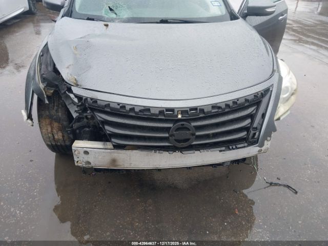 Nissan Altima 2.5 S Image 8