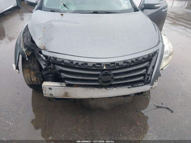 Nissan Altima 2.5 S Image 8