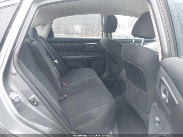 Nissan Altima 2.5 S Image 3