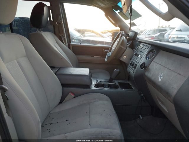 Ford Expedition Xlt Image 4