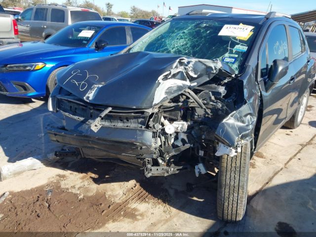 Chevrolet Trax Lt Image 8