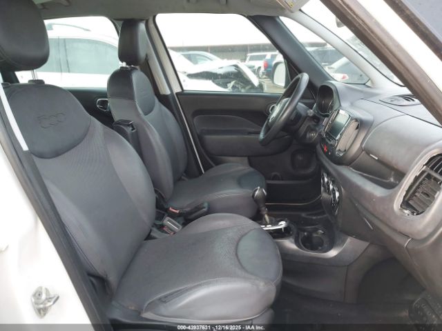 FIAT 500L Lounge Image 6