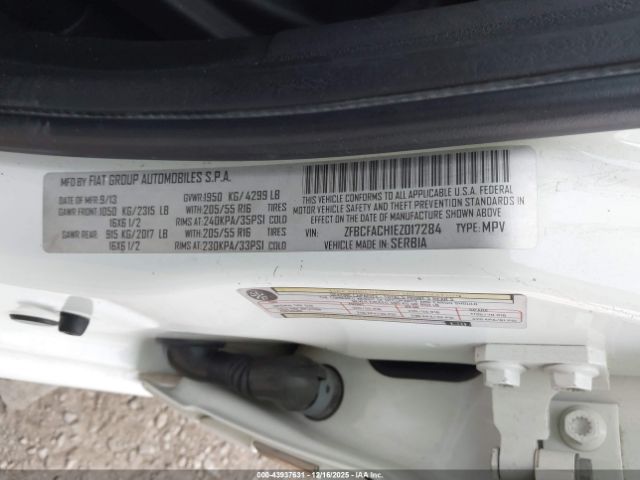 FIAT 500L Lounge Image 7