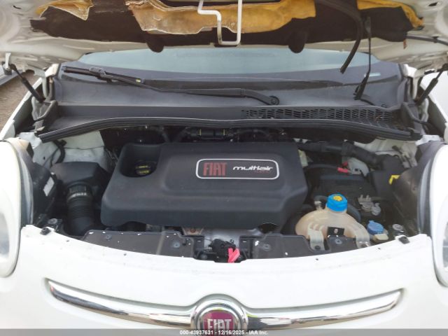 FIAT 500L Lounge Image 11