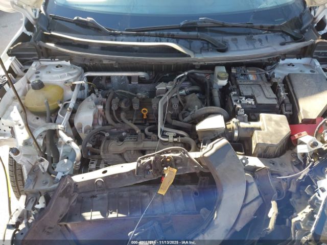 Nissan Rogue Sv Fwd Image 3