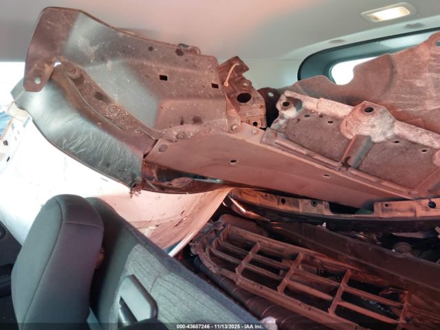 Nissan Rogue Sv Fwd Image 2