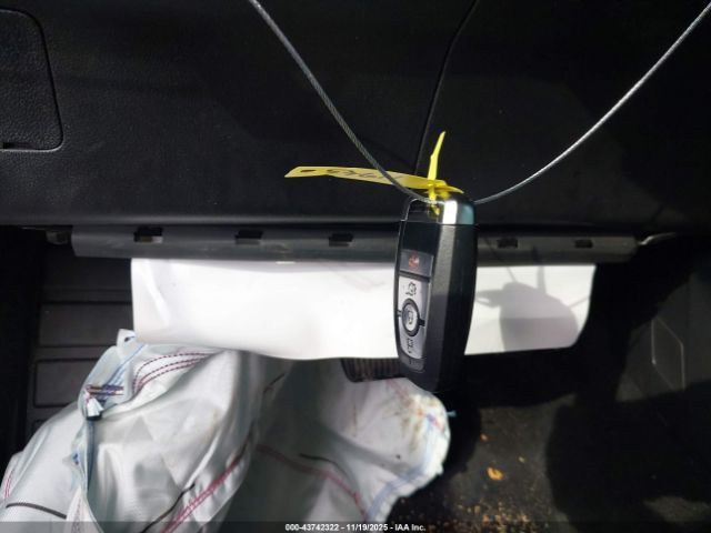 Ford Escape Active Image 3