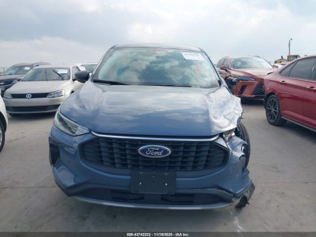 Ford Escape Active Image 5