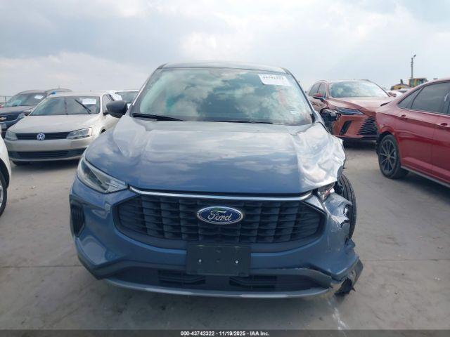 Ford Escape Active Image 5