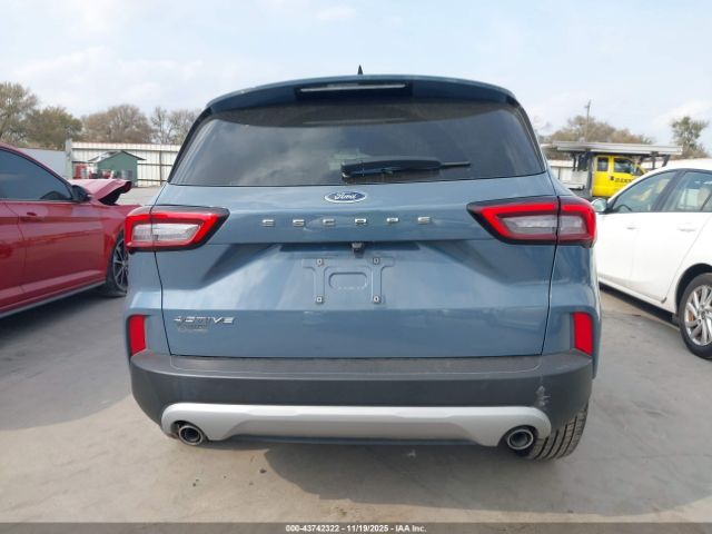 Ford Escape Active Image 7