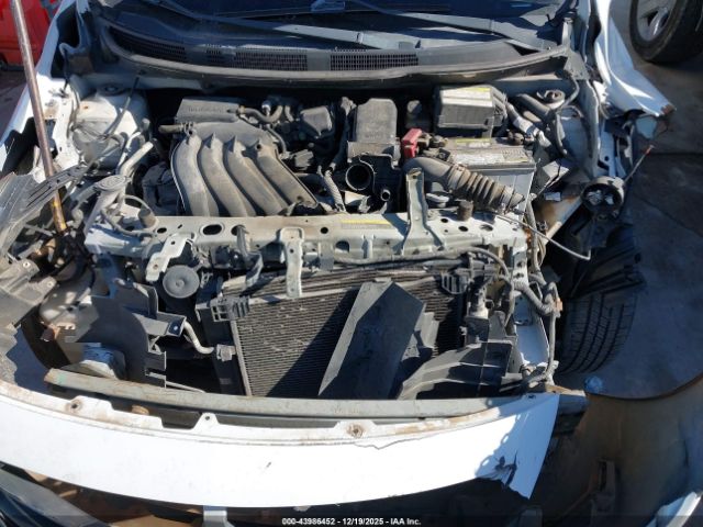 Nissan Versa 1.6 Sv Image 13