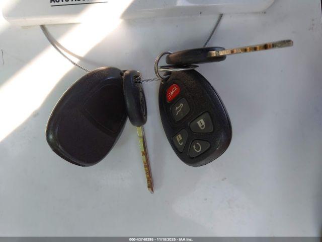 Buick Enclave Leather Image 3