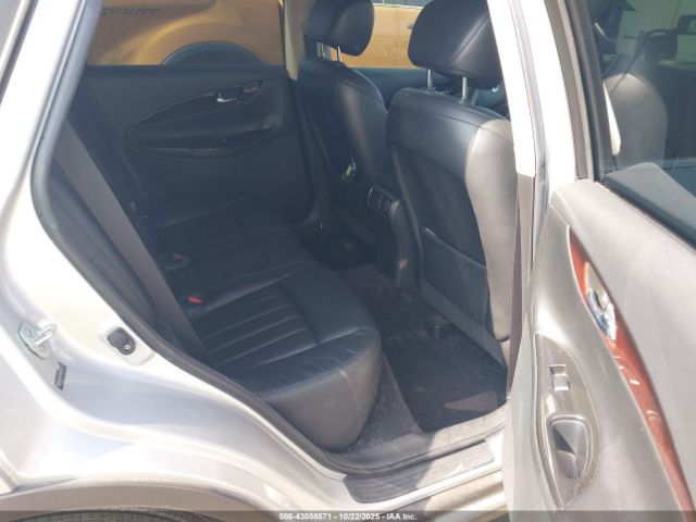INFINITI Qx Image 9