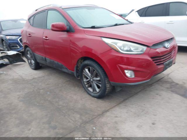 Salvage Hyundai TUCSON